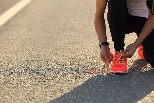 8 bước đơn giản để giúp ai đó bắt đầu chạy bộ