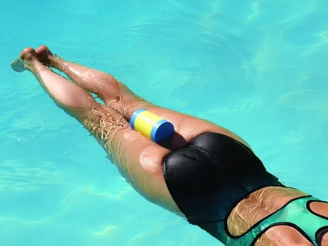 9 phụ kiện khi đi bơi bạn không nên bỏ qua