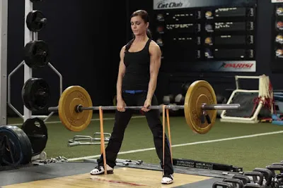 Deadlift – Bài tập đùi sau và lưng dưới tuyệt vời nhất