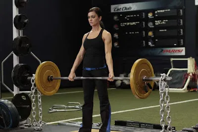 Deadlift – Bài tập đùi sau và lưng dưới tuyệt vời nhất