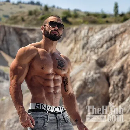 Lazar Angelov hành trình thành Fitness Model và lịch tập luyện