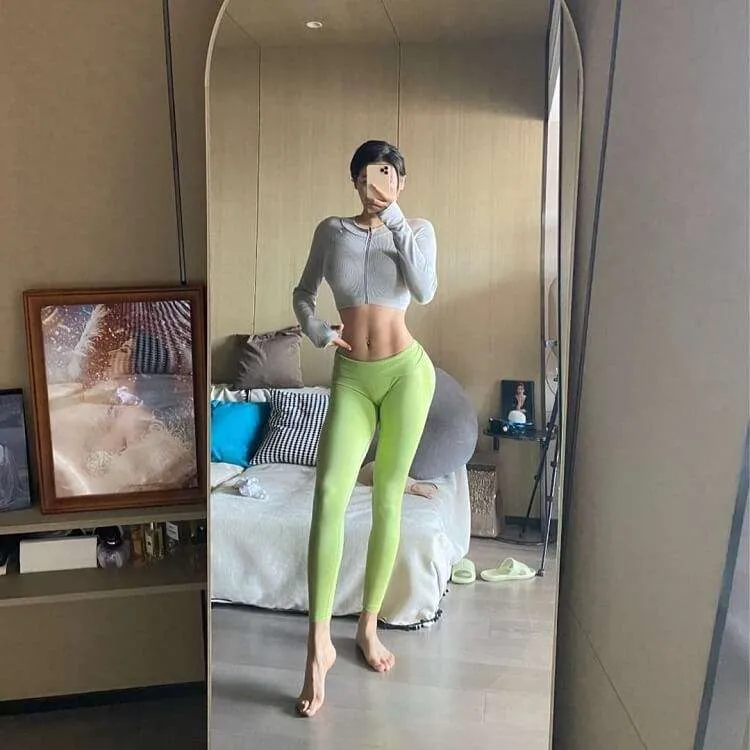 Ngắm Body siêu nuột của nữ hoàng phòng gym Liu Tai Yang