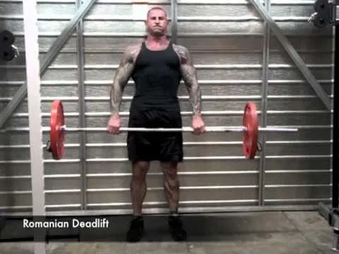 Romanian Deadlift và Stiff Leg Deadlift khác nhau chỗ nào ?