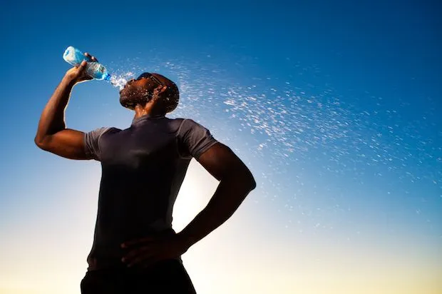 Uống nước đúng cách giúp tăng cân hiệu quả hơn