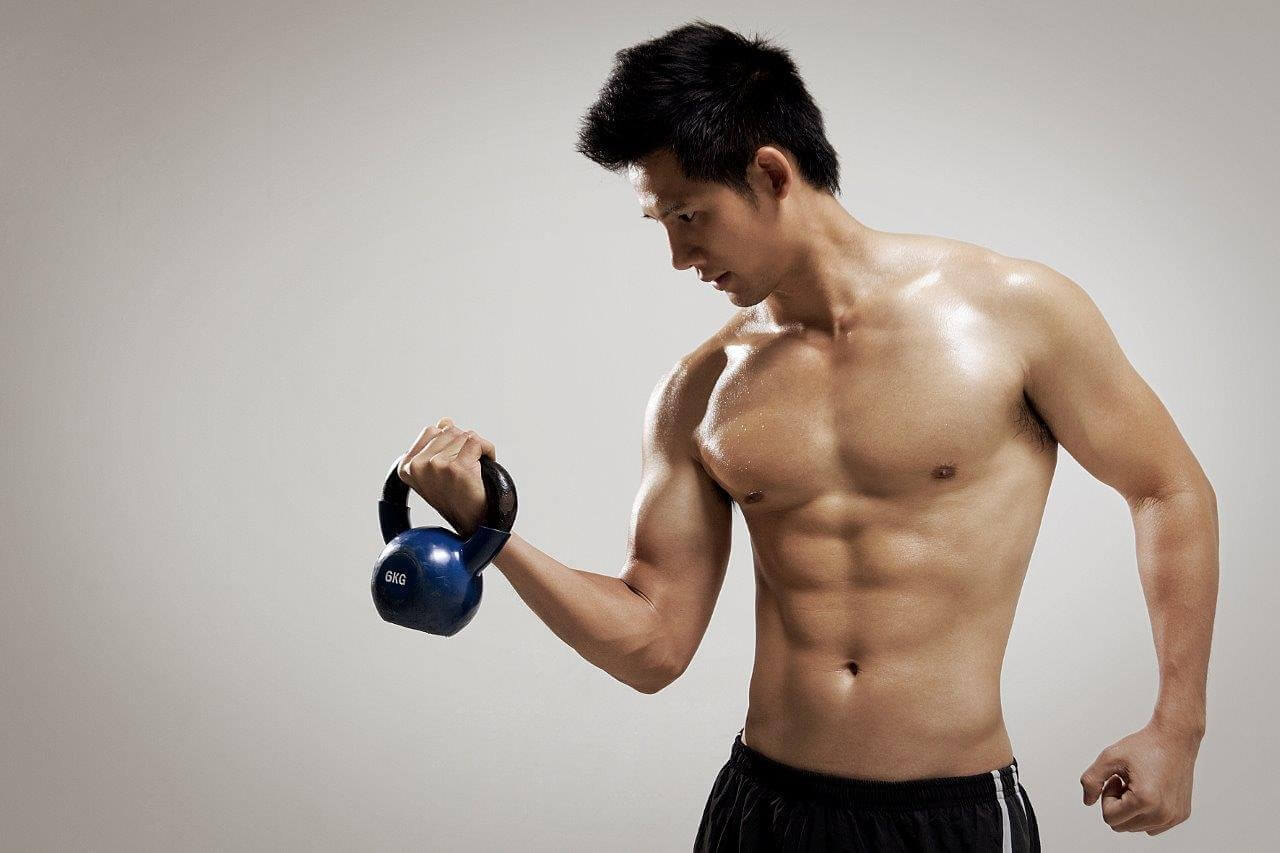 Tập gym hiệu quả xoa tan nỗi lo cho mùa hè nắng nóng